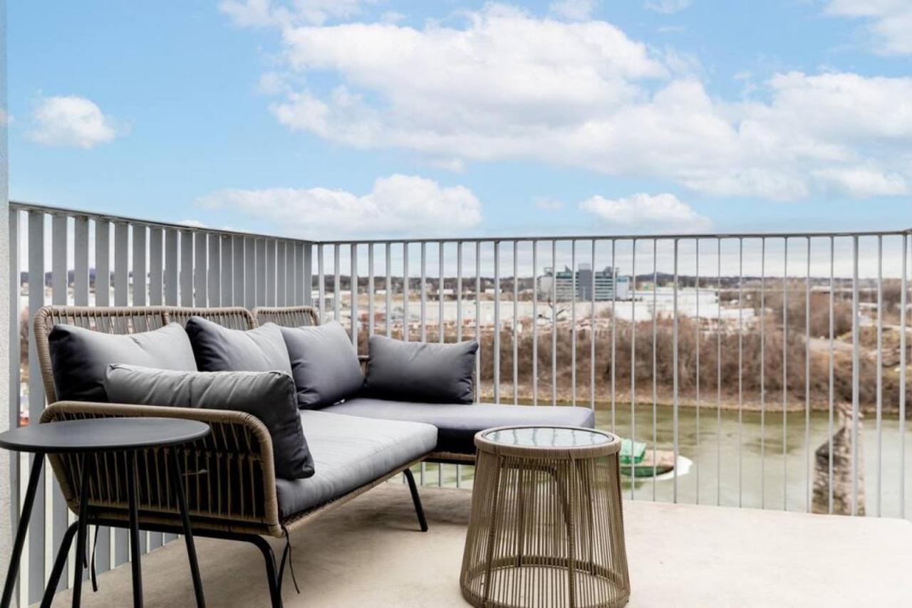 Stunning River View Condo Walk To Downtown Rooftop Patio Nashville Ngoại thất bức ảnh