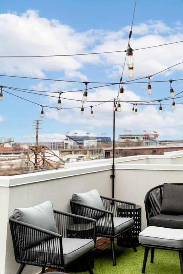 Stunning River View Condo Walk To Downtown Rooftop Patio Nashville Ngoại thất bức ảnh